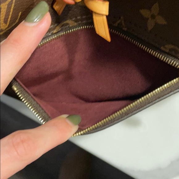 Louis Vuitton Montsouris Bag main image 8